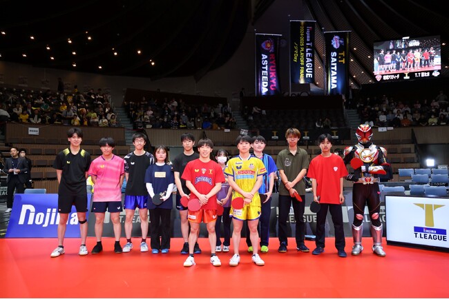 男子開幕戦 メインコートで選手と対決！　参加者募集