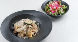 8/31まで料理の注文でスムージーをプレゼント!産直食材も販売するマルシェ型カフェ『LINK table』が有明にオープン 8/31まで料理の注文でスムージーをプレゼント!産直食材も販売するマルシェ型カフェ『LINK table』が有明にオープン