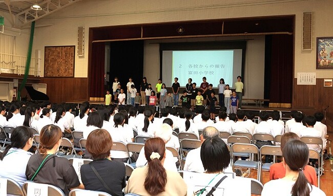 終戦80年の節目に３小中学校合同で「平和の集い」を開催