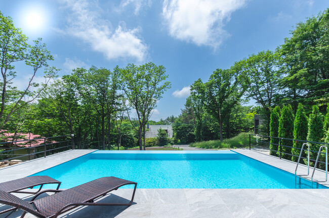 那須ハイランドパークに「プライベートプール付き別荘」が誕生で予約殺到！