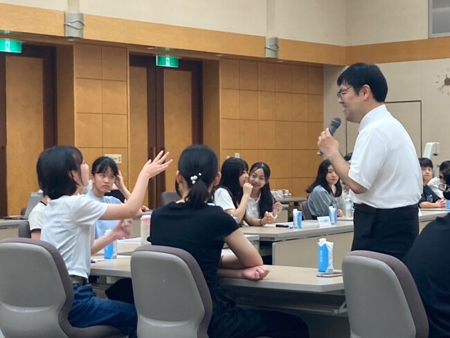 金融教育イベント「お金の知識王決定戦」を開催しました