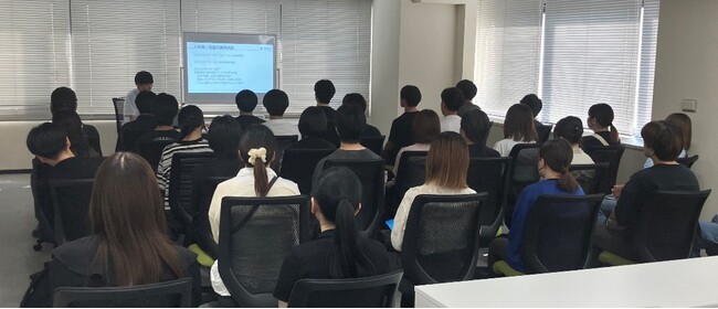 長崎県立大学の学生がニーズウェル長崎開発センターを見学