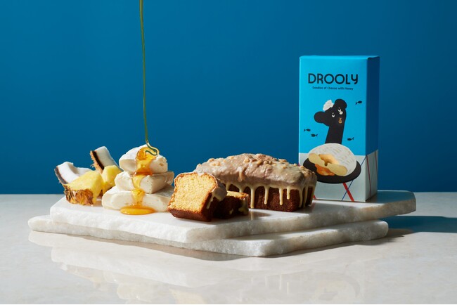 【トロピカルな素材がぎゅっと詰まった、夏のごほうびケーキ】夏季限定スイーツ パウンドケーキ〔トロピカル＆カマンベールwithハニー〕がDROOLYより発売いたします