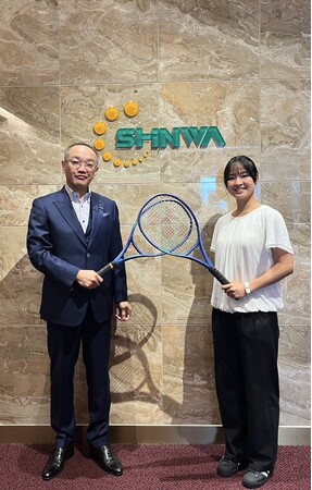 プロテニスプレイヤー齋藤咲良(さいとう さら)選手 来社