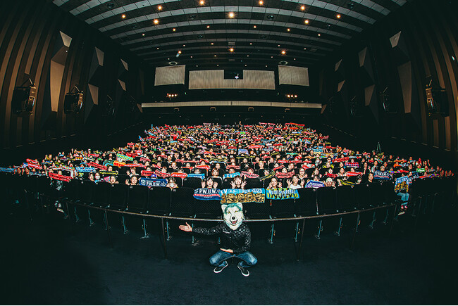 MAN WITH A MISSION、15周年記念ライブプレミアム上映にJean-Ken Johnny登壇！ファンに「ライブガ生マレテイルノモ皆サマノオカゲ」直接感謝を伝える。