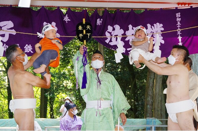 【松坂屋名古屋店】第42回　はっけよい！赤ちゃん泣き相撲大会