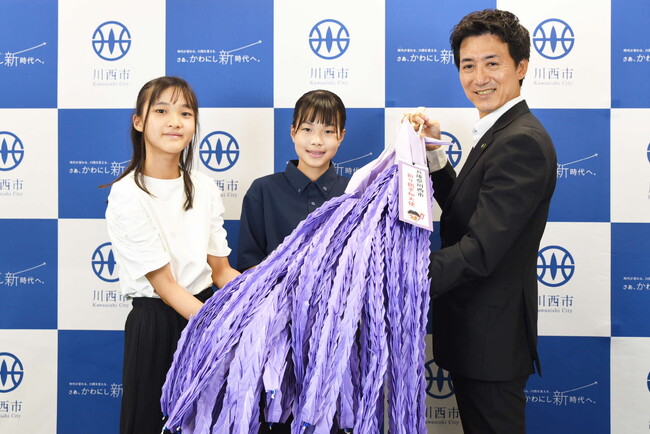 被爆80年 平和の祈りを長崎へ 折り鶴平和大使に思いを託す / 兵庫県川西市