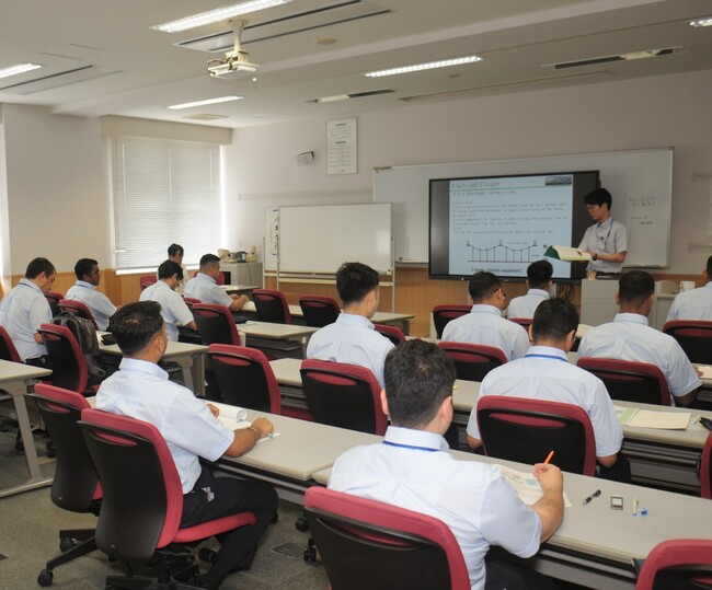 インド高速鉄道プロジェクトにおける人材育成への協力について～インド高速鉄道公社の職員に対して運転士研修を実施しています～