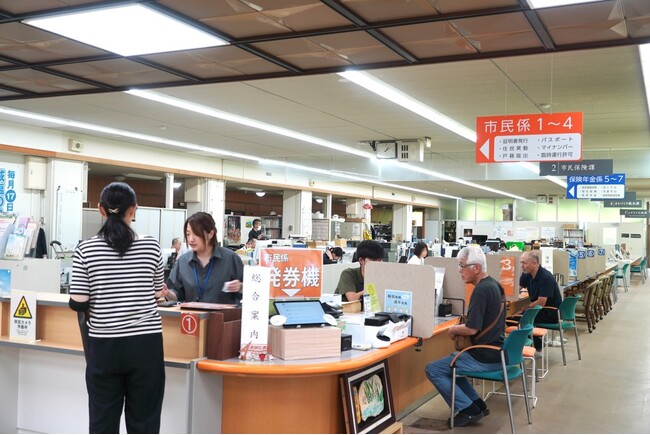 【岐阜県飛騨市】自治体DX「スマート火葬予約」の導入で560件分の時間が削減し、職員負担軽減へ