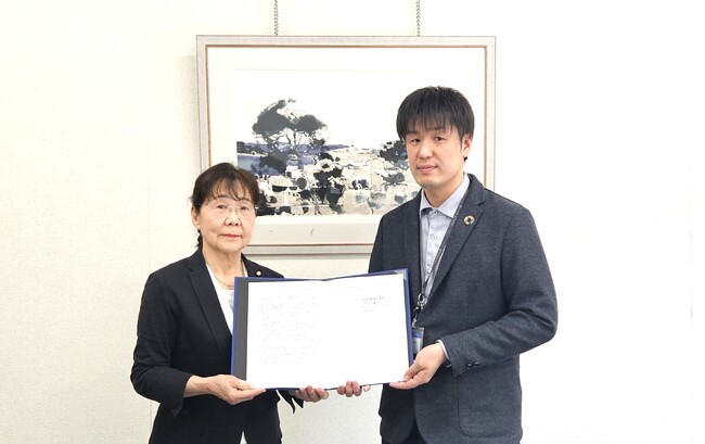 福岡県小竹町教育委員会と「プラスチックごみ削減の推進に関する協定」を締結