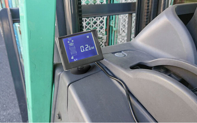 トラックやフォークリフト、普通自動車などのバック事故、屋根上接触事故を防ぐ『トラック＆建機、フォークリフト用セーフティセンサー』を発売開始