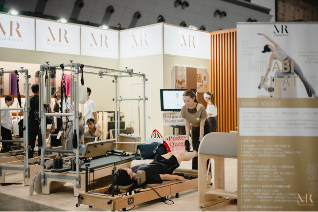 【SPORTEC東京出展記念】女性一人でも折りたたみ・移動可能なピラティスマシンに注目!
