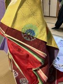 十二単(じゅうにひとえ)着付けの様子3