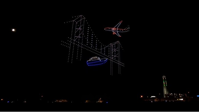 レッドクリフ、8月13日に関門海峡花火大会にて840機によるドローンショーを演出