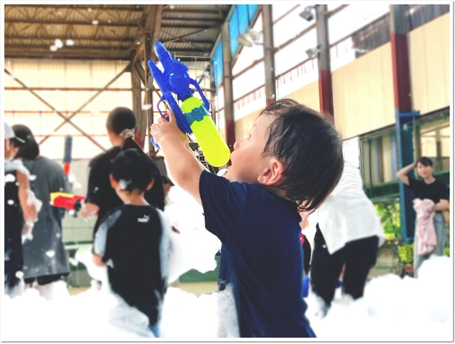 楽しい夏のえばらサマーフェスティバル ”あわあわ”パーティ & 水鉄砲サバイバルは大盛況