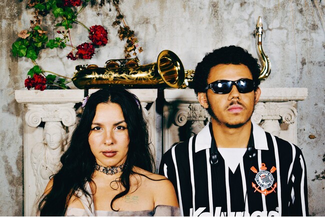 NYーLAを拠点に活動するINSTANT ALTERが、Stanley Clarke & Kassa Overall と共に新曲「Oração Ao Tempo」を8月15日にリリース