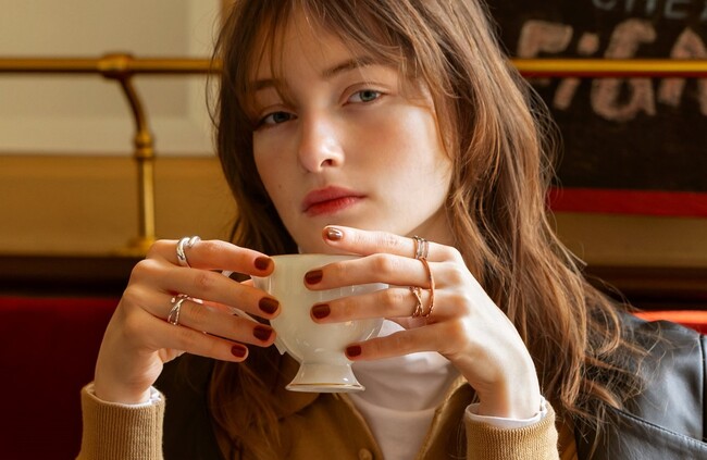 コーヒーとミルクが溶け合うひとときを表現したジュエリーCanal 4℃の「2025 Autumn Collection」