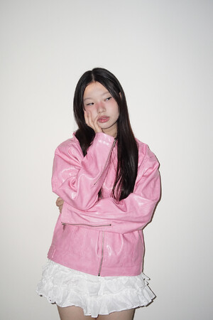 シンガポールの愛されヒロイン、Regina Song（レジーナ・ソング）が新曲「Before i leave」で“恋の余韻”を綴る