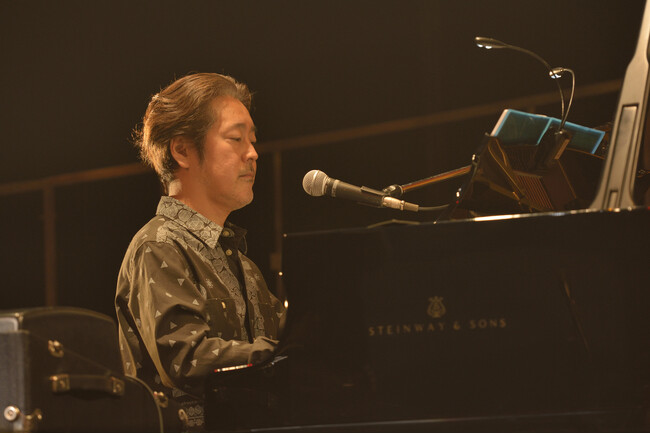 松浦基悦、還暦を迎え自身初の弾き語りアルバム『Nostalgia』が11月5日に発売決定
