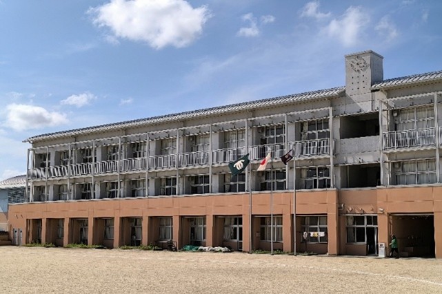 市原市の小中学校等68施設へ再生可能エネルギー100％電力を供給