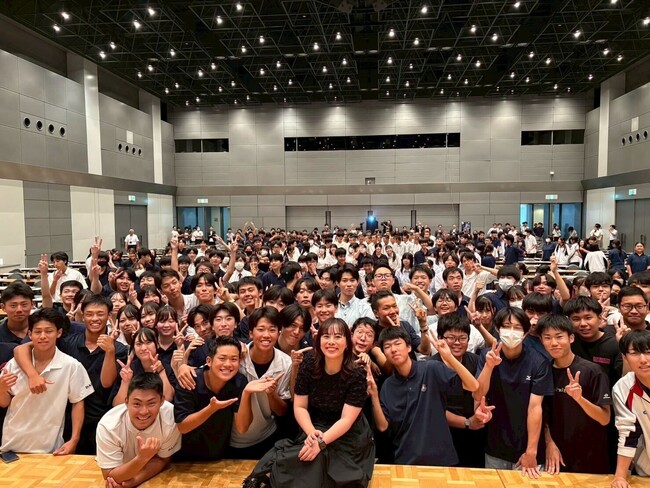 地方のZ世代300人がSNS戦略を体験!EmpaC代表 松山真衣が講師として登壇