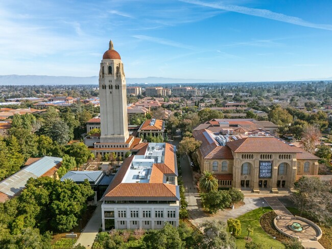 世界の最先端幼児教育から学ぶ ― スタンフォード大学内「Being Nursery School」プログラムに参加【アライブインターナショナルスクール】