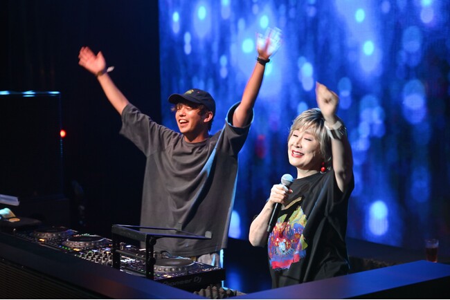 【ZIPANGU the Party!!】名曲「千本桜」から新曲「サクラガミ」まで。“ラスボス”小林幸子の音楽を全身で浴びる熱い一夜！