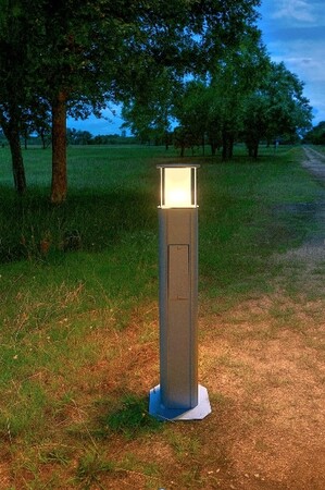 夜のエクステリア空間を上質に演出　アルミニウム合金製で長寿命、高耐食性を実現　「ガーデンライト　GL1150」新登場