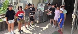 TERAOKAのペットボトル減容回収機「ボトルスカッシュ (DRV-100T)」を横浜市に納入
小学校や大学、商店街、駅など、横浜市内5か所に設置