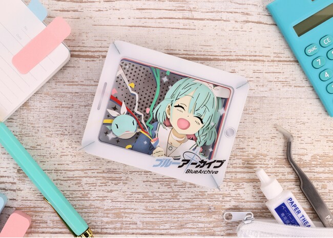 タブレット風のデザインで奥行きあるペーパークラフトが登場！ 「ペーパーシアター ブルーアーカイブ」発売