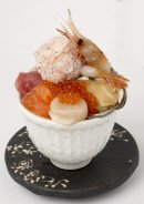 シハチ鮮魚店