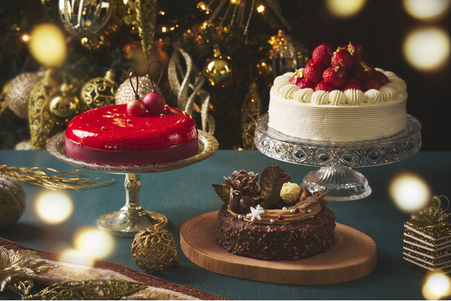 【ヒルトン沖縄北谷リゾート】“アメリカンレトロ・クリスマス”を彩る、3種の贅沢クリスマスケーキ2025年