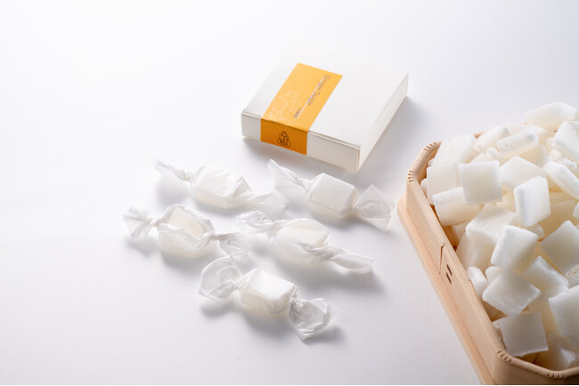 赤福が手がける五十鈴茶屋から「ジンジャーシュガー（生姜糖）」新発売｜個包装・手のひらサイズのシンプルデザイン