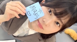 イーロンマスク氏による言及で注目を浴びた日本人会社員SAO（佐保里）が、世界中から寄せられたコメントに対するアンサーソング「OHAYO」を公開。