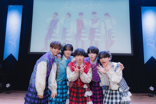 Etoneige ライブレポート　1st Live『僕たちがEtoneigeです!!!!!』