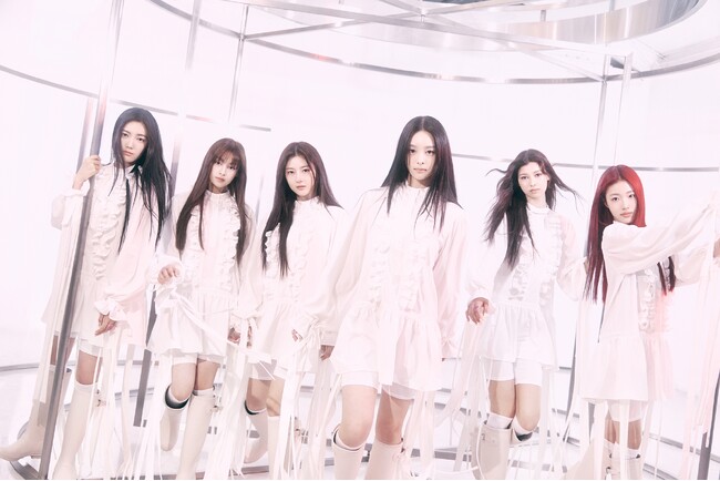 日本でも人気急浮上AtHeart、デビュー曲 'Plot Twist' Youtube音源ストリーミング&MV再生回数同時に1500万回突破！デビュー3 週間で快進撃！