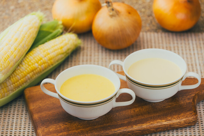 ヒシ堆肥で育まれた野菜のスープとカクテルを提供／ロイヤルパークホテルズ