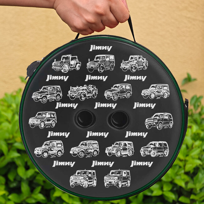 ●生産数1000個限定●『歴代のジムニーが並ぶ』折りたたみスツール、Amazonで販売開始!