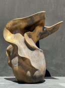 二科展に入選した 誠恵高校3年 吉住優月さんの作品「Drape(ドレープ)」 二科展に入選した 誠恵高校3年 吉住優月さんの作品「Drape(ドレープ)」