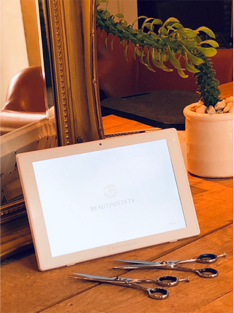 【店販品の売上比率が3.5％アップ！】ヘアサロンサイネージ「BEAUTINISTA TV」に「サロンPR枠」が登場。“その場で来店客への興味喚起”ができる、ヘアサロン販促の新ツール。