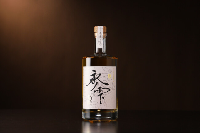 オーク樽などで計20年の熟成を重ねた芋焼酎「永ノ雫 -Einoshizuku- 20年」を販売開始