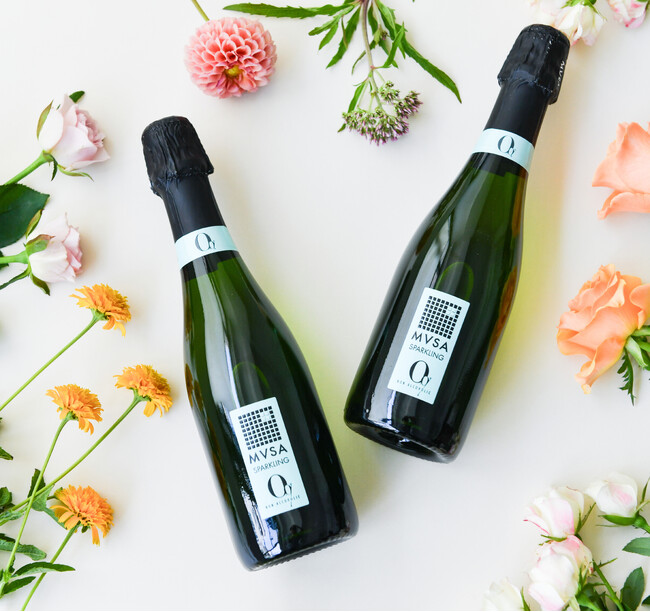 「ワインです」と注がれたらきっと信じてしまう！スペイン老舗ワイナリーのノンアル・ワインから飲み切りハーフサイズが新登場