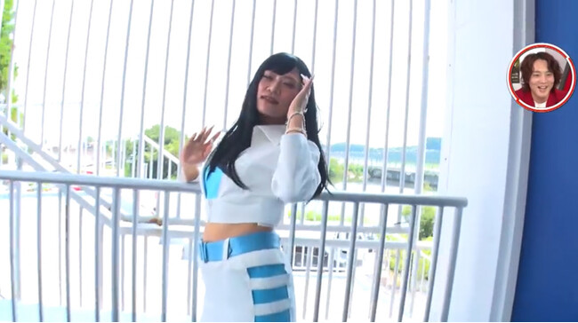 ぱーてぃーちゃん・信子が“黒髪レースクイーン”に変身！2分超えの完全潜入にスタジオ騒然「綺麗すぎてバレない」＜ABEMA『笑って学べる!超GTぱーてぃー』#5＞