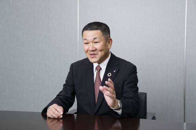 CLOオブザイヤー銀賞受賞!日本アクセス宇佐美氏インタビュー事例公開。全社物流DXの舞台裏に迫る