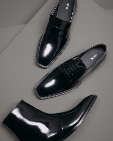 【DIOR】「ディオール パルマレス」シューズが登場
