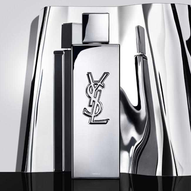 【YSL BEAUTY】自分らしさに酔いしれるウッディフローラルアロマティック、新作メンズフレグランス「MYSLF ラプソリュ」誕生。