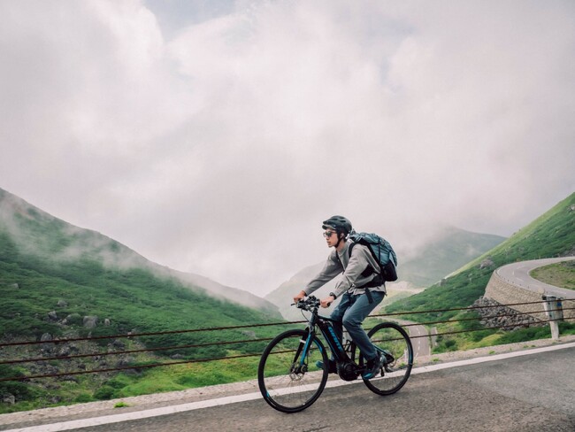 【飛騨高山・岐阜県高山市】標高2,702m！乗鞍岳山頂をE-BIKEで制覇　岐阜⇔長野県境越え絶景ツアー開始