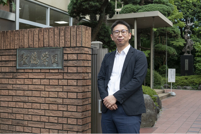 聖徳学園がDNS型広告フィルタリング「AdGuard DNS」を導入し、ICT教育の自由と安全を両立
