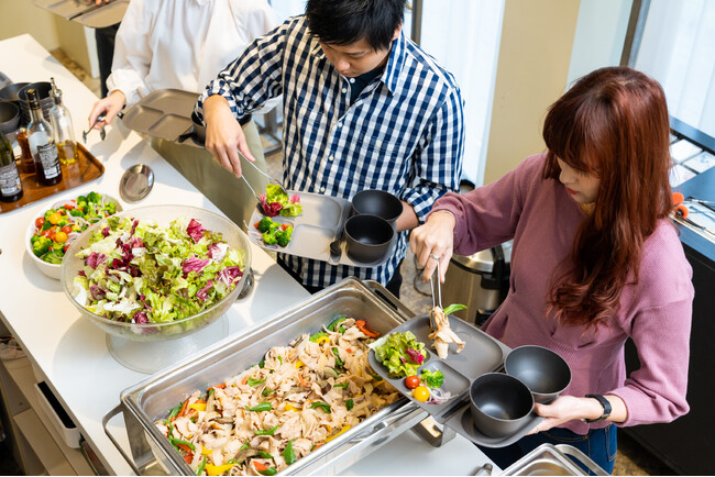 【社食補助が42年ぶり引き上げ】ノンピ運営の“キッチンレス社食”、問い合わせ数が前年比3倍に!