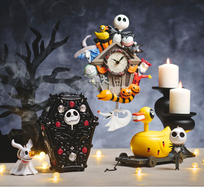 ハロウィン・タウンの愉快でゾクゾクするハロウィーンを楽しもう！『ティム・バートン ナイトメアー・ビフォア・クリスマス』をモチーフにした新コレクションをディズニーストアで9月16日（火）より順次発売